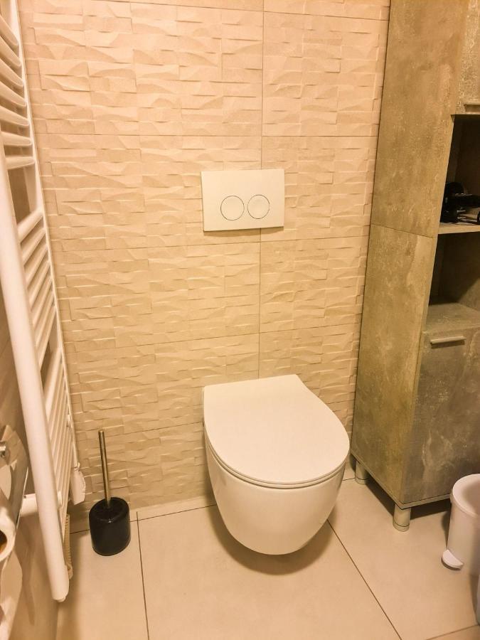Leon Apartamento Senj  Exterior foto